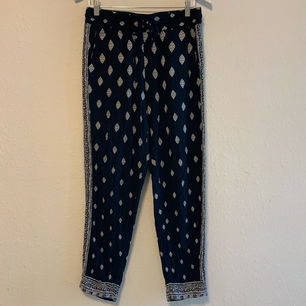 Lucky brand Aztec joggers size small